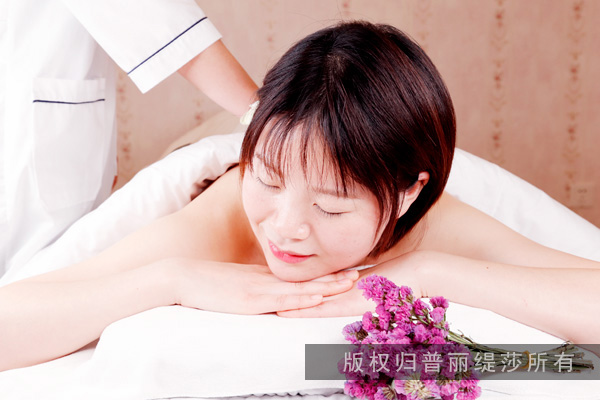 美容院屋顶装饰最新效果图 美丽大气